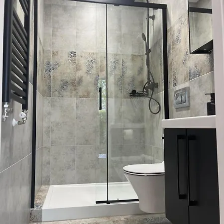 Apartament Zuzia * ウストロン